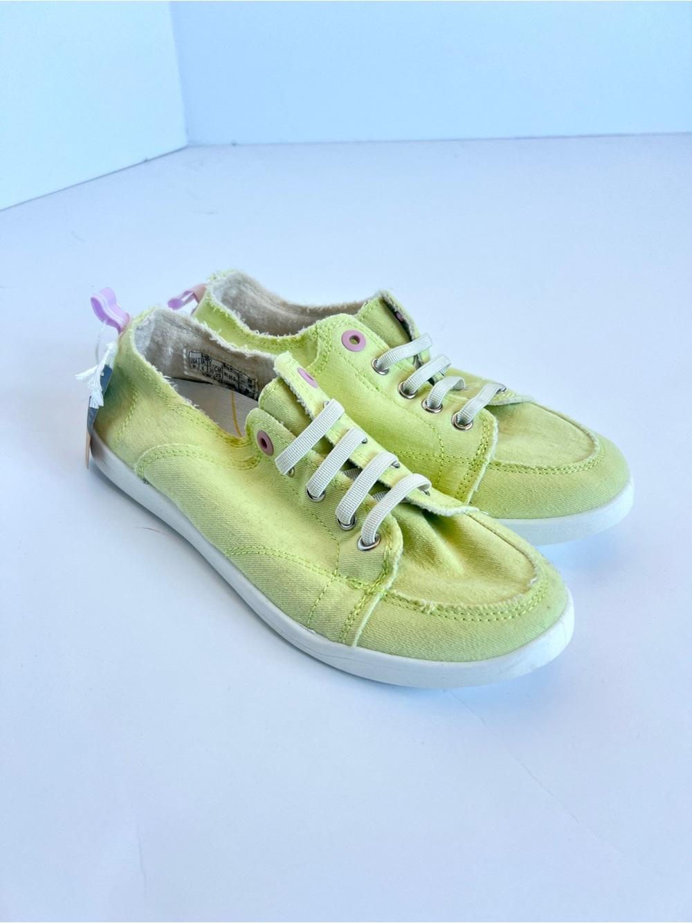Vionic Beach Canvas Sneakers Women’s Size 8 Lime Green Pink NWT